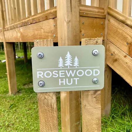 Rosewood Shepherds Hut Campsite