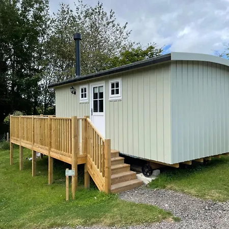 Campsite Rosewood Shepherds Hut